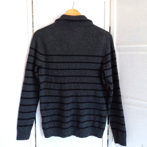 L.L. Bean 100% cashmere gray striped zip up sweater cardigan - Picture 4 of 10